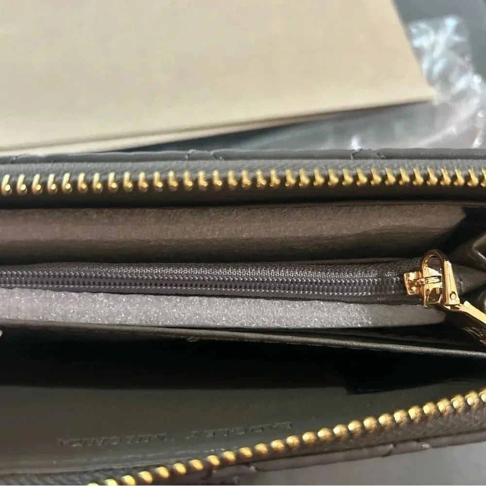 Badgley Mischka Diamond Quilting Long Wallet Gray Vegan Leather BM-4087 MSRP $59 - Picture 5 of 6